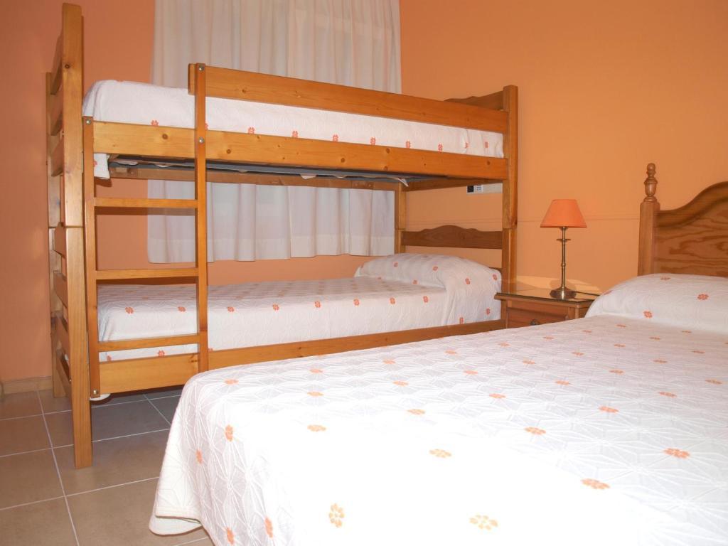 Hostal El Parque San Martin De La Vega Exterior photo