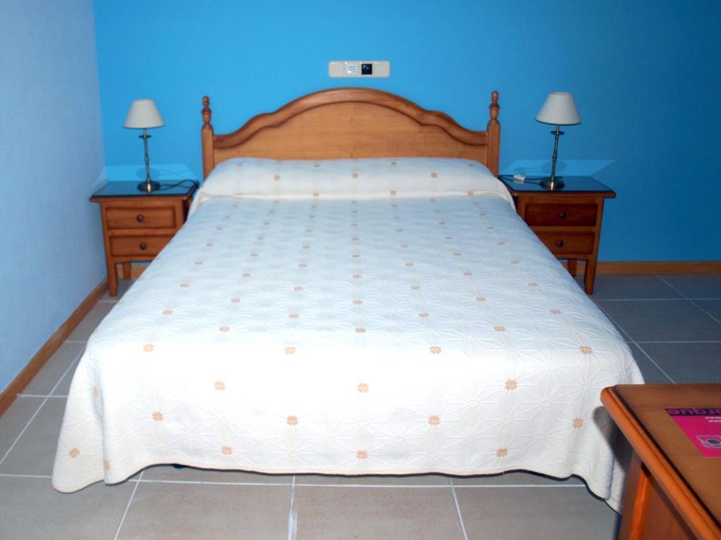 Hostal El Parque San Martin De La Vega Exterior photo